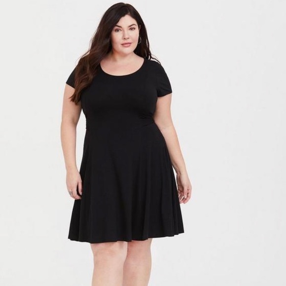 Torrid Black Jersey Fluted Skater Dress NWOT - Picture 1 of 5